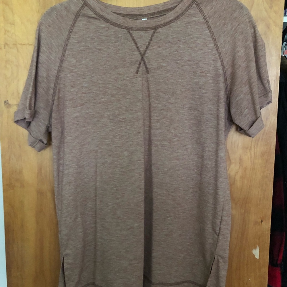 Beige tee